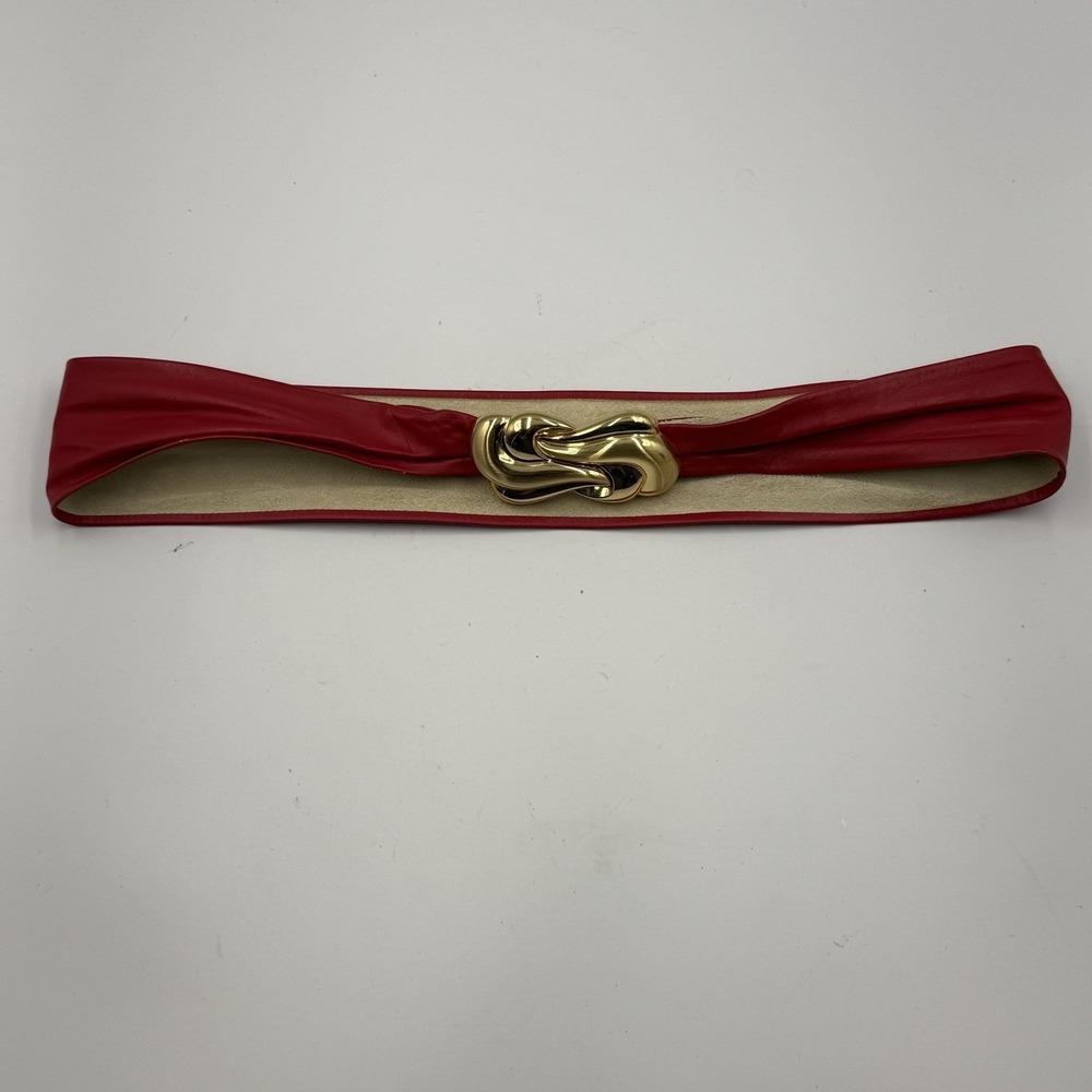 Vintage Liz Claiborne Red Leather Stretch Belt Gold Knot Buckle USA Medium